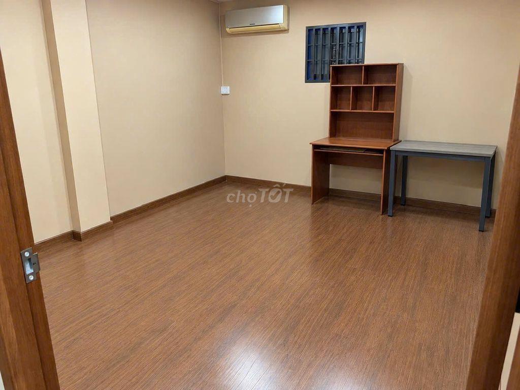 Bán nhà HXH vị trí đẹp cách mặt tiền đường chính 20m