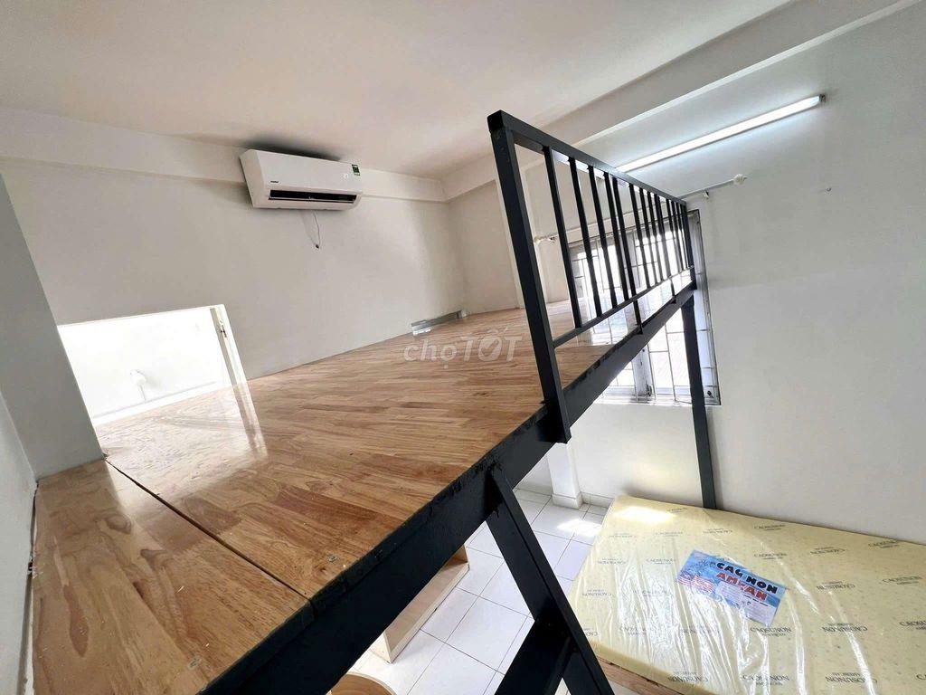 Phòng cho thuê ngay sát Nhà thờ Phí Trung Bảy Hiền