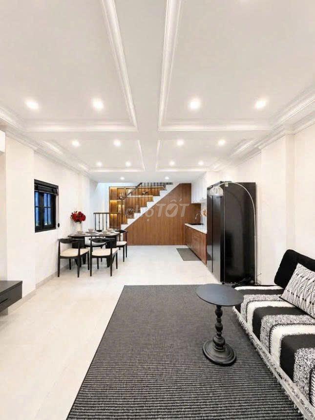 BÁN NHÀ ĐẸP NGUYỄN THỊ MINH KHAI TPHCM