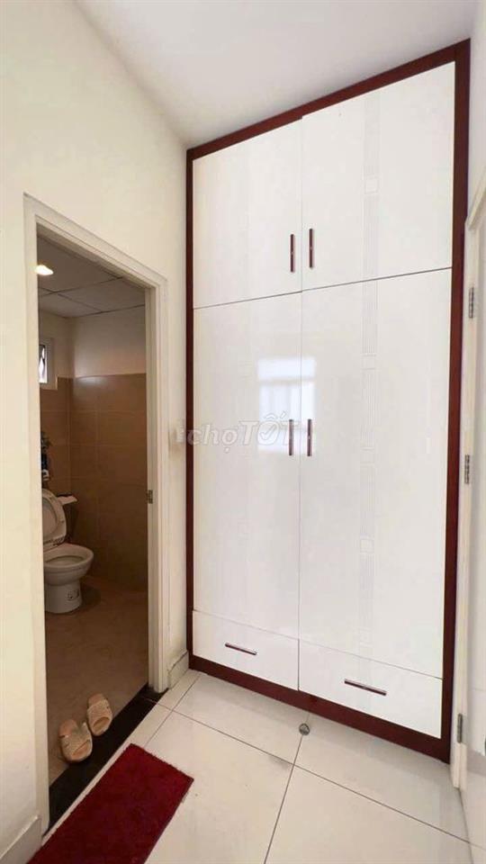 Cho thuê chung cư SunviewTown Thủ Đức -gần ngã 4 Bình Phước, 7tr/tháng