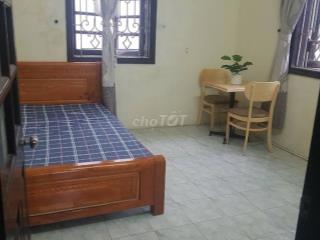 Chính chủ cho thuê phòng 18m2 ĐH,NL,giường,tủ,M.giặt ngõ 145 Quan Nhân