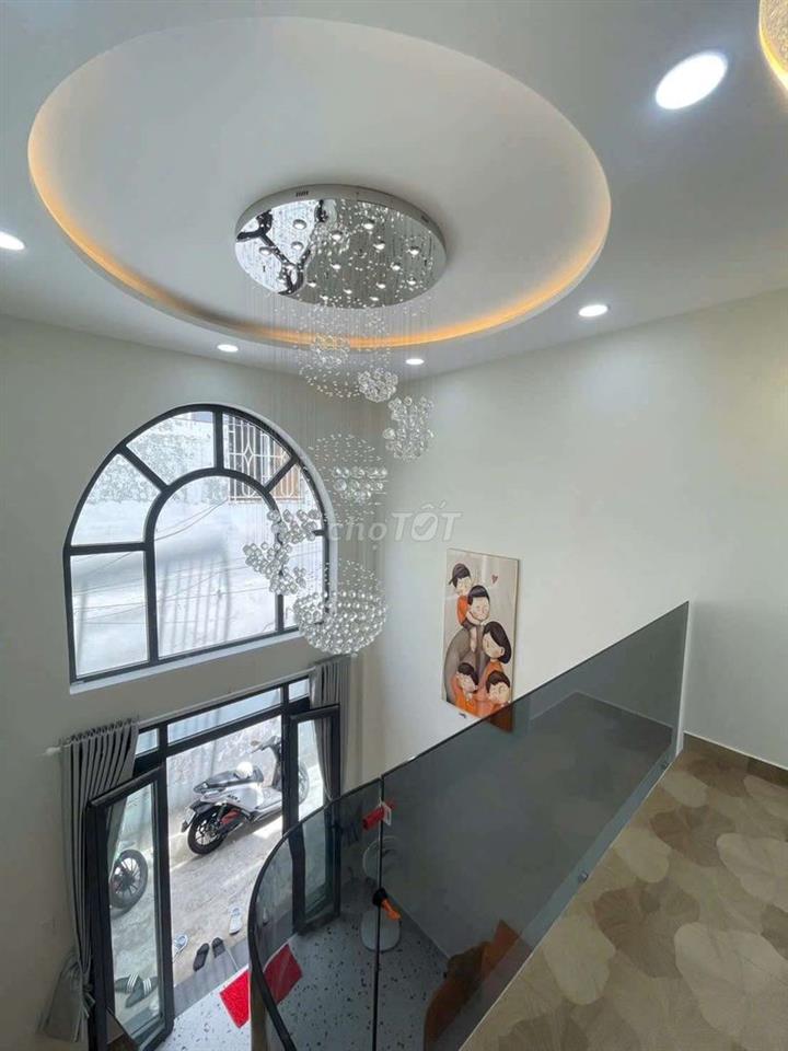 Nhà mới sát mặt tiền đường Tân Quý gần chợ Tân Hương