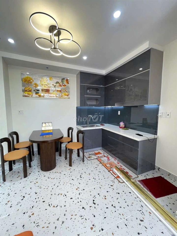 Nhà mới sát mặt tiền đường Tân Quý gần chợ Tân Hương