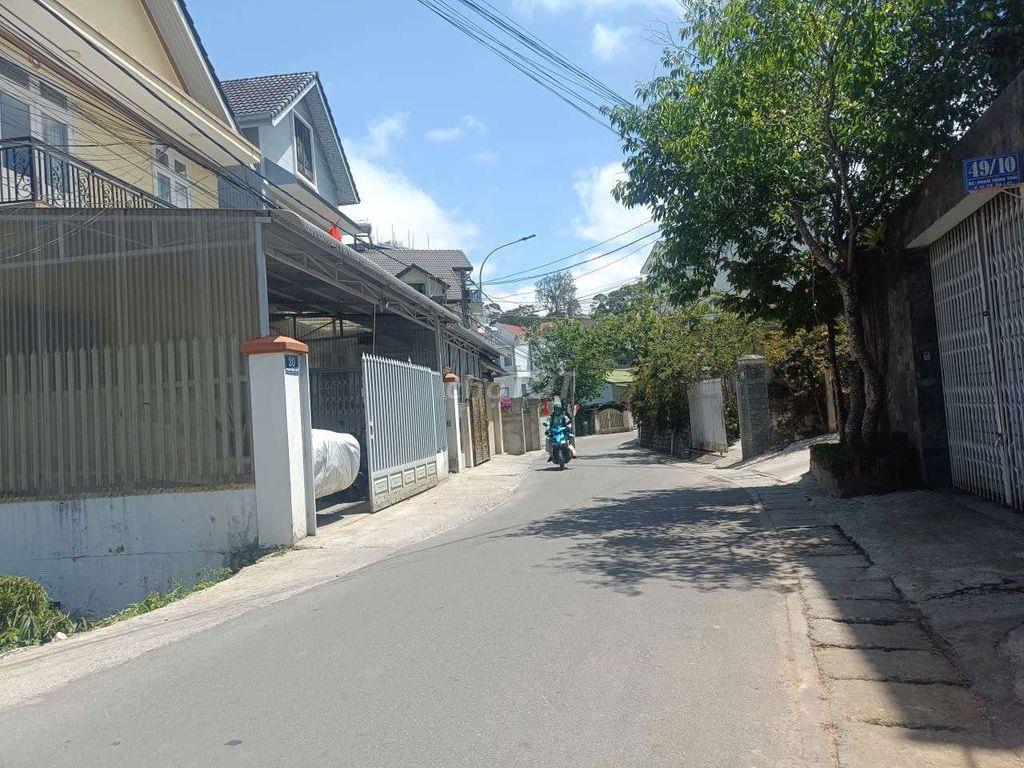 Bán 300m2 đất Đường Phạm Hồng Thái,  Thành phố Đà Lạt.