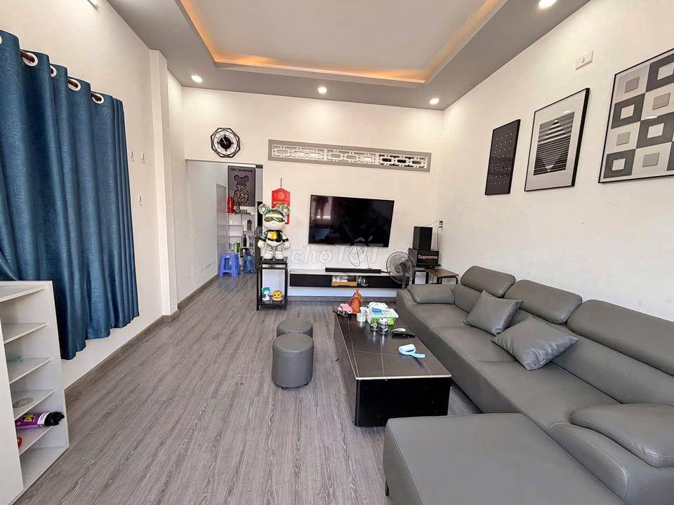 Cho thuê nhà riêng gần chợ Phạm Văn Hai - 2PN chỉ 13tr5/tháng