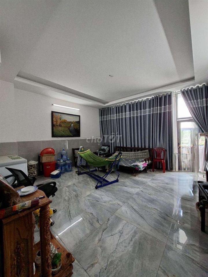 13 TỶ 101 M2 5 TẦNG MẶT TIỀN CHỢ 339 PHƯỚC LONG B