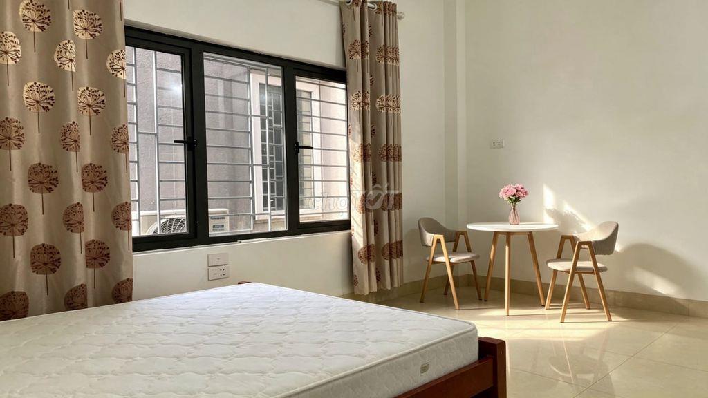 30m2 - Giá 3,4tr - Có chỗ để ô tô - Thang máy - Full đồ - Rất thoáng