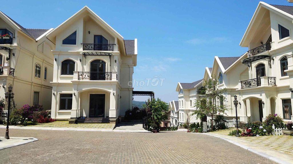 CHÍNH CHỦ GỬI BÁN CĂN VILLA ĐẲNG CẤP  KHU ROYALL VILLA MĂNG LIN, P7, L