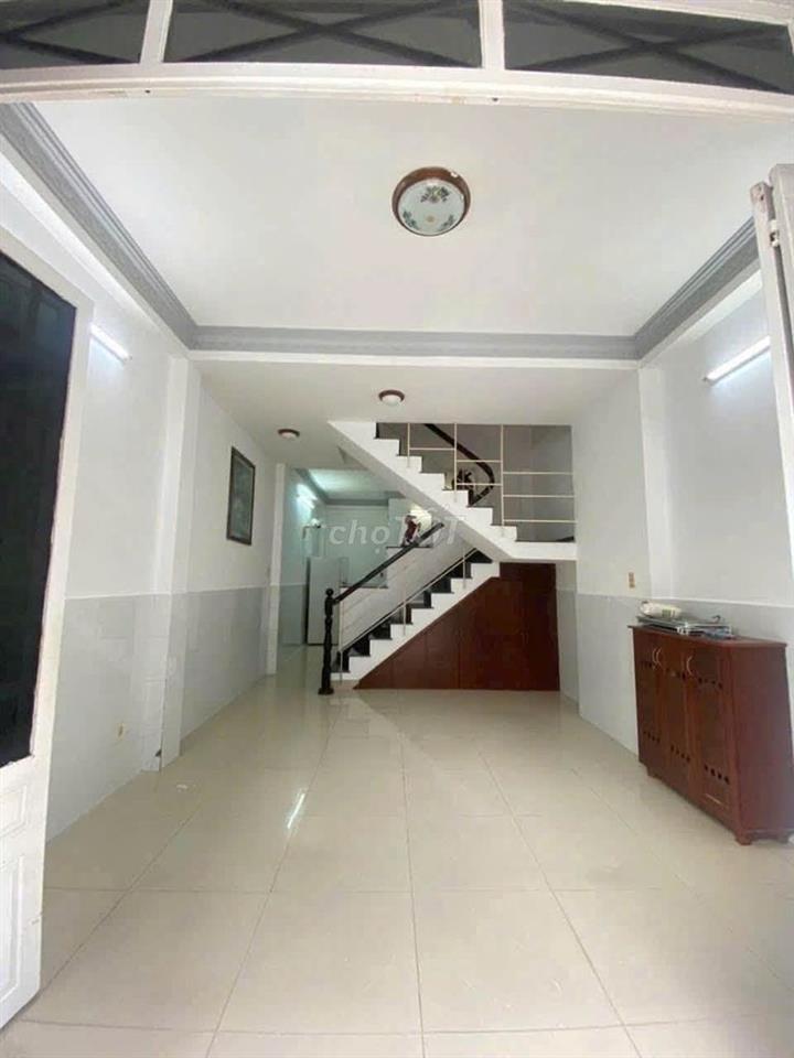 Nhà sẵn nội thất 2PN, 1 Trệt 1 lầu hẻm Phan Đăng Lưu 91m2 giá 14 tr/th