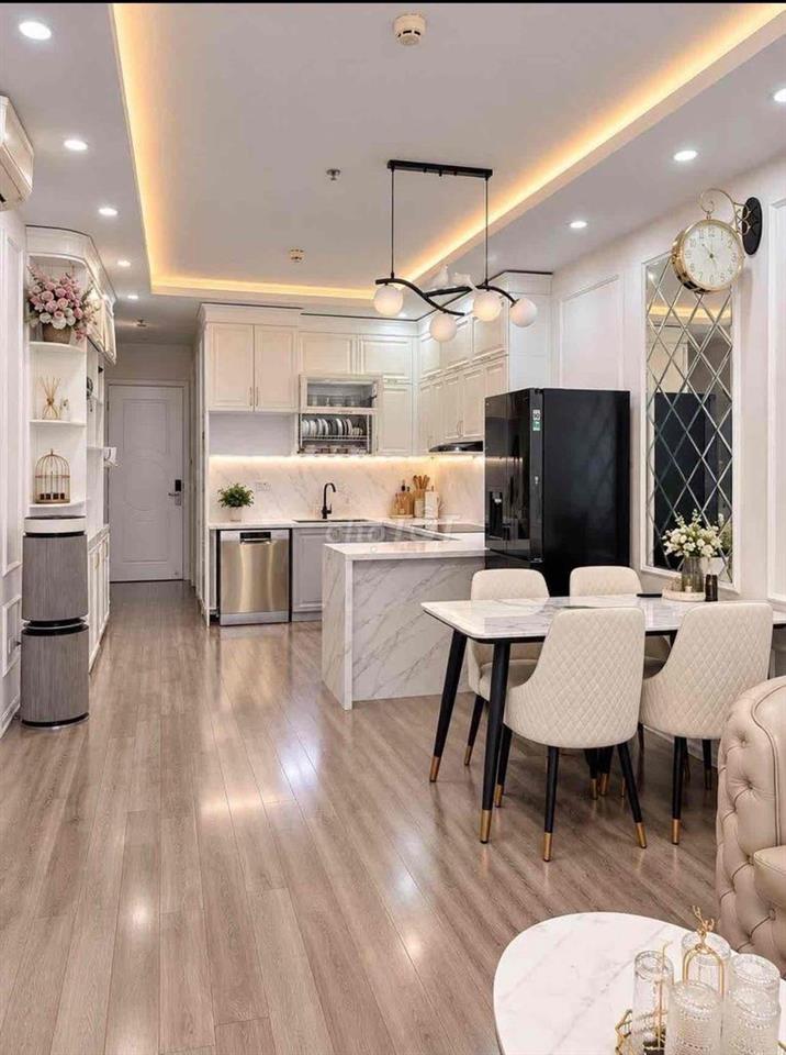 Chính chủ bán gấp 2 PN toà T9 view đẹp giá chỉ 7tỷ
