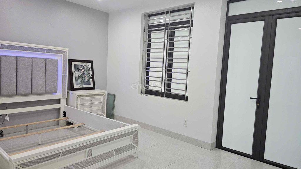 Bán 1 căn 50m2 tại TDC Vinhomes Riverside 4 tầng Độc Lập