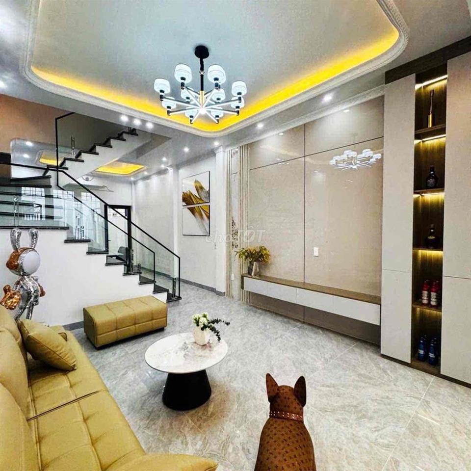 Giảm Sốc: chỉ 3 tỷ 9 SỞ HỮU Nhà 4 tầng xây mới Độc Lập phố Trần Nguyên