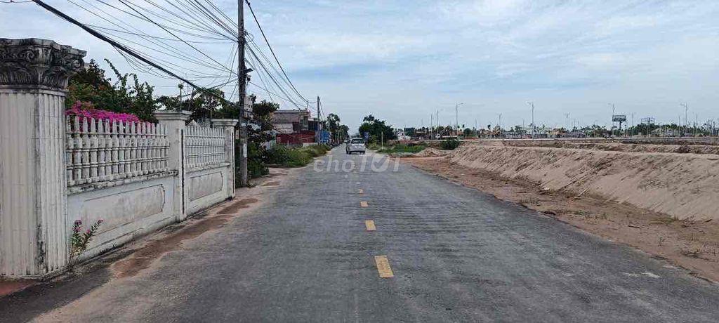 *** 1 LÔ 418m2 đối diện Vin Dương Kinh - Xây Khách sạn quá đẹp -