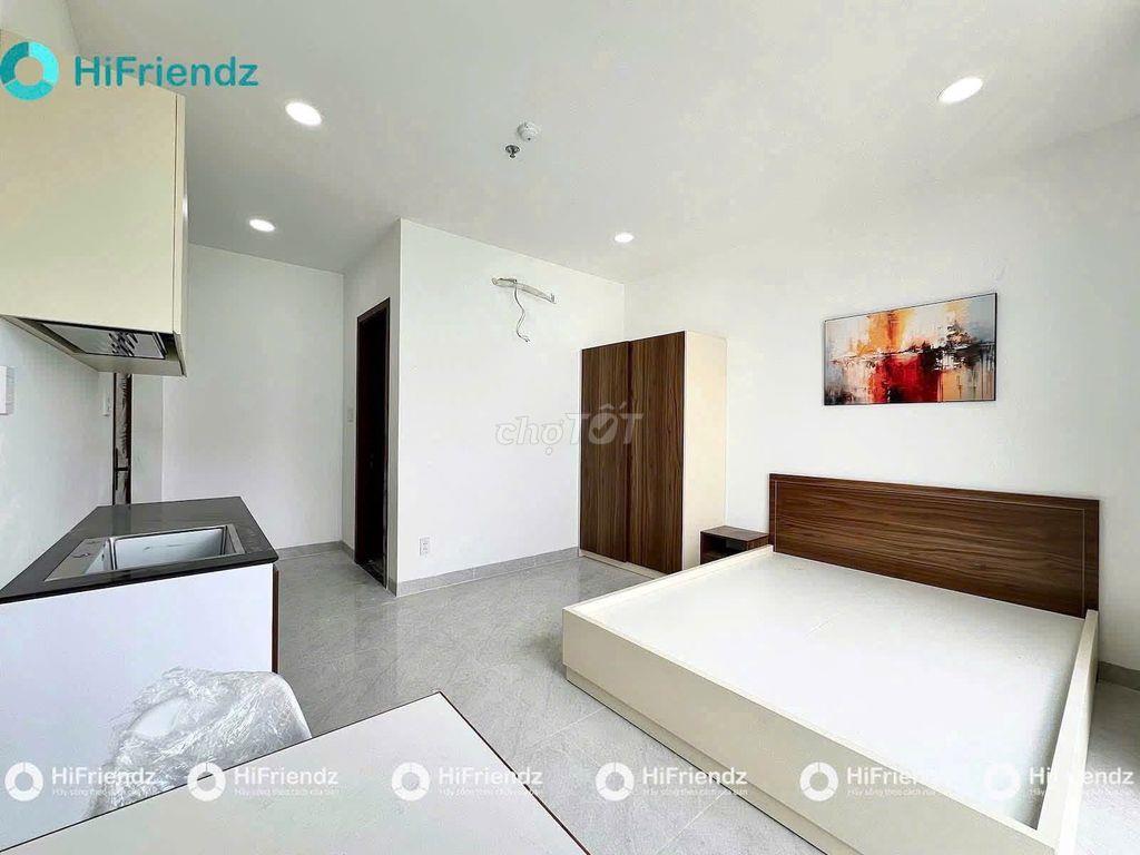 Căn hộ ban công full nội thất thoáng mát ngay Emart Phan Văn Trị