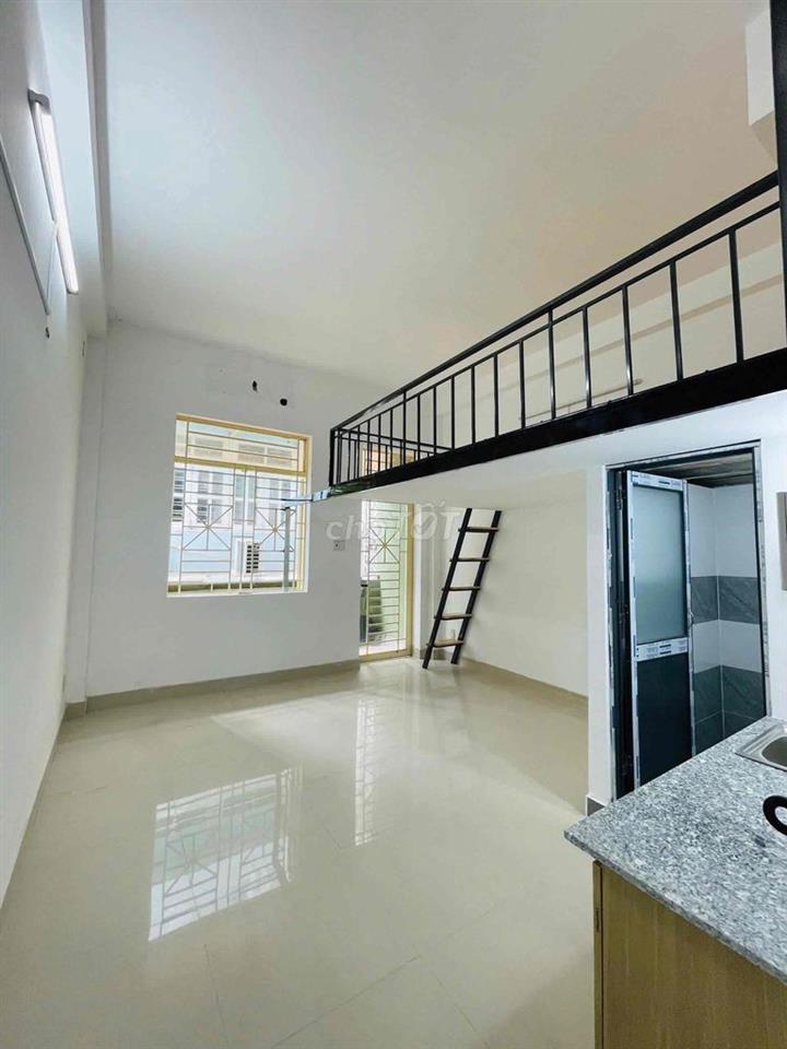 PHÒNG GÁC LỬNG CÓ BAN CÔNG