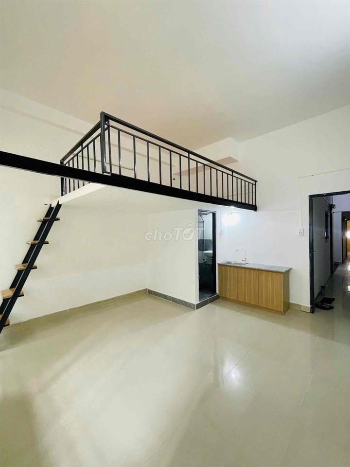 PHÒNG GÁC LỬNG CÓ BAN CÔNG