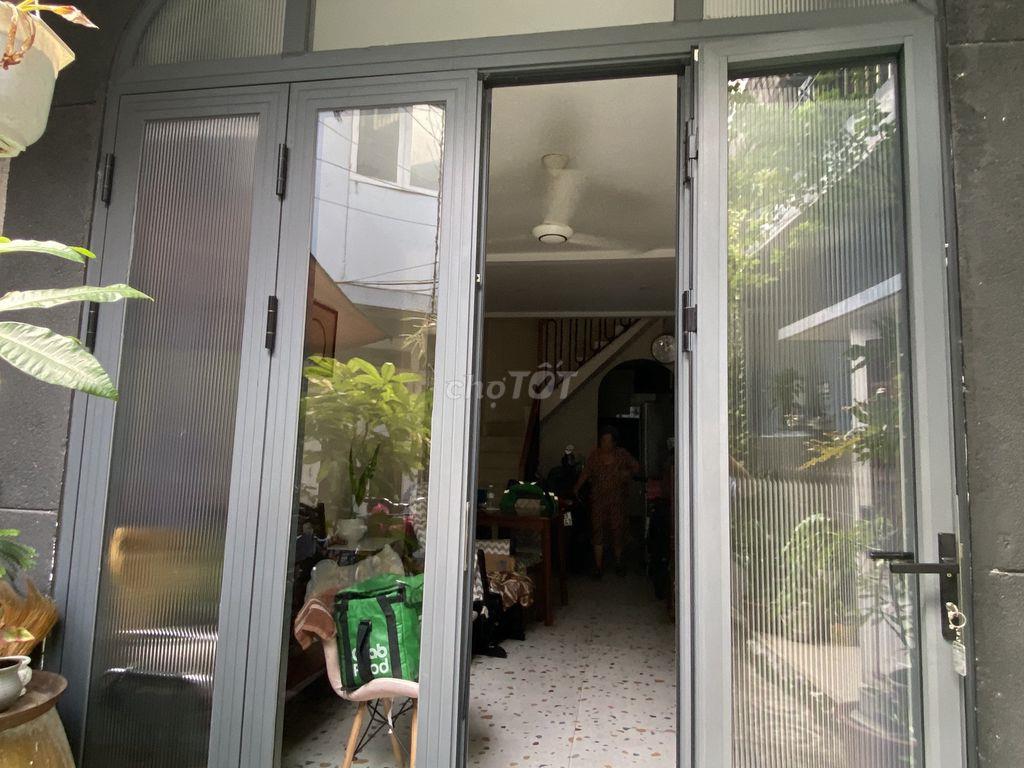 Bán Nhà Hẻm 1 trệt 3 lầu Phan Đình Phùng Quận Phú Nhuận