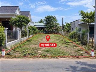 Chú em làm ăn thô lỗ cần bán miến đất để xoay sở