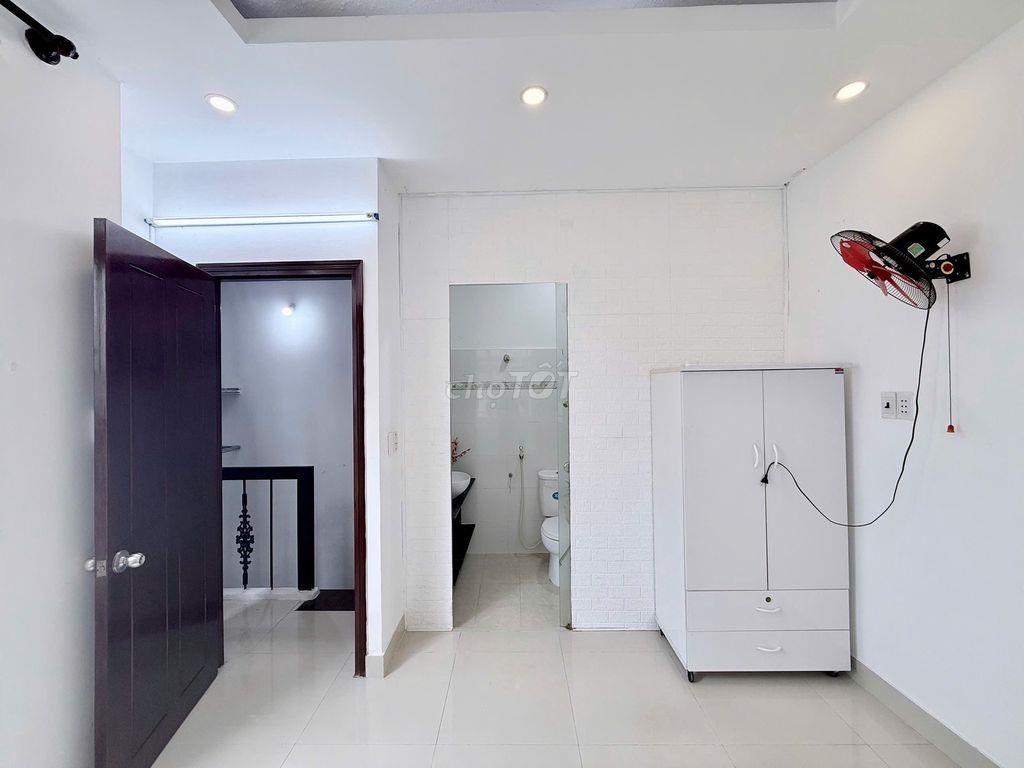Hẻm Nguyễn Phúc Chu căn 1 trệt 2 lầu, 3 phòng ngủ giá 14tr/tháng