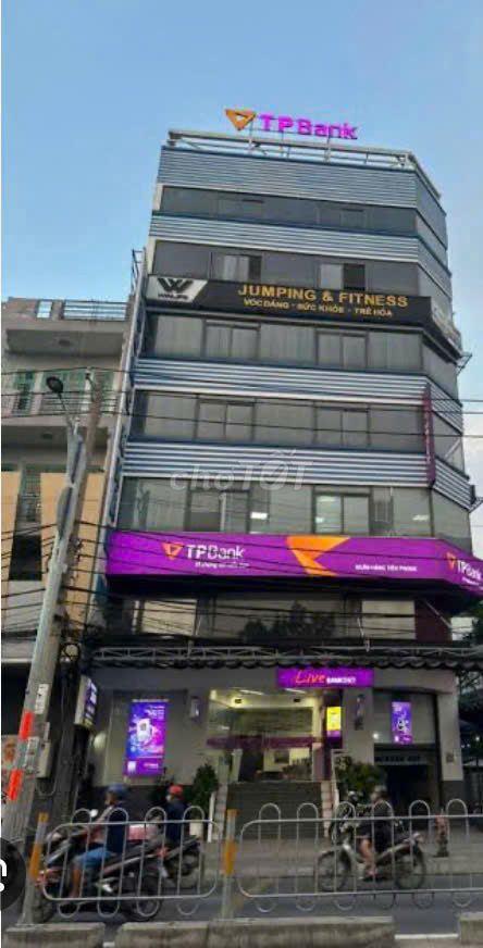 Tòa nhà góc 2 mặt tiền Lê Văn Quới