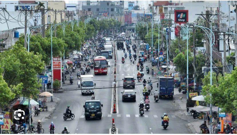 Tòa nhà góc 2 mặt tiền Lê Văn Quới