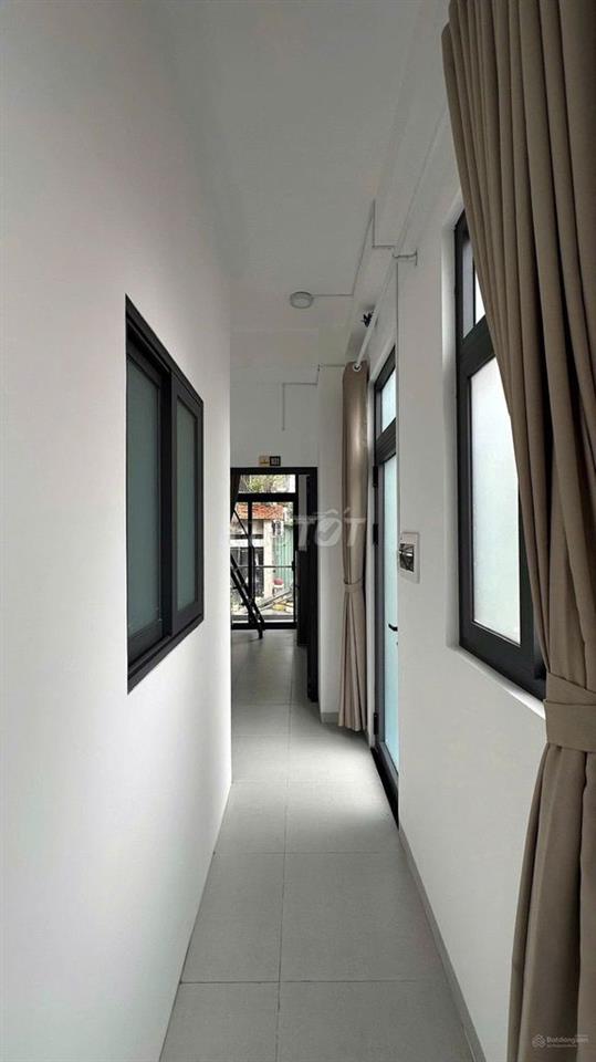 Góc 2 mặt tiền Lê Văn Sỹ, Ngân Hàng đang thuê 56tr, DT4,3mx13m, 25ty