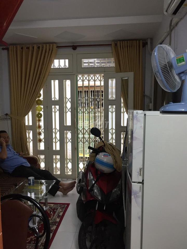 bán nhà nhỏ xinh sạch sẽ