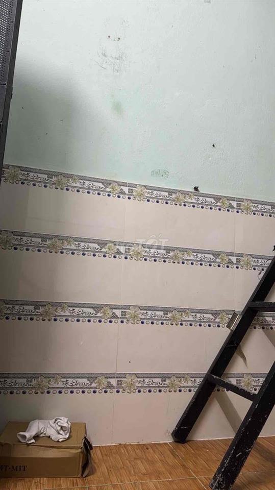 TÌM 1 ĐỒNG ĐỘI NAM GHÉP PHÒNG TRỌ 36M² - PHẠM VĂN HAI, TÂN BÌNH