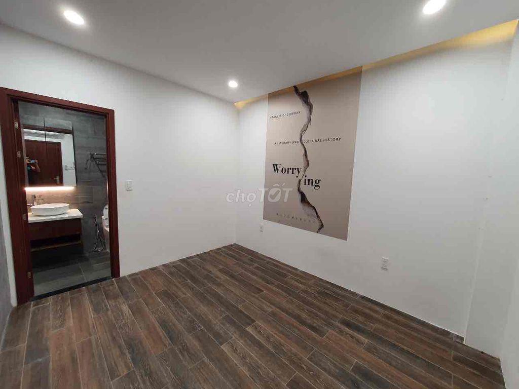 Nhà còn 1 phòng máy lạnh cần cho thuê