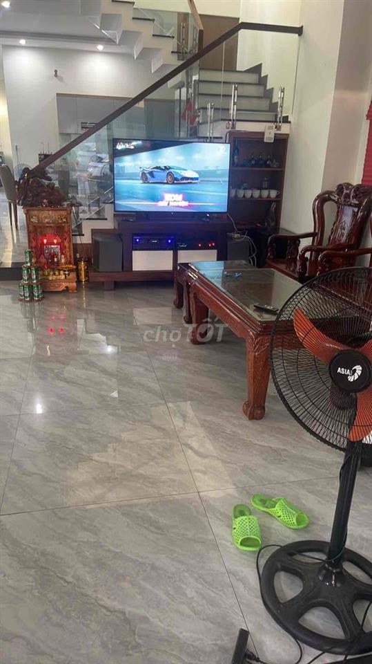 cho thuê mặt bằng phòng khach để mở văn phòng, kinh doanh