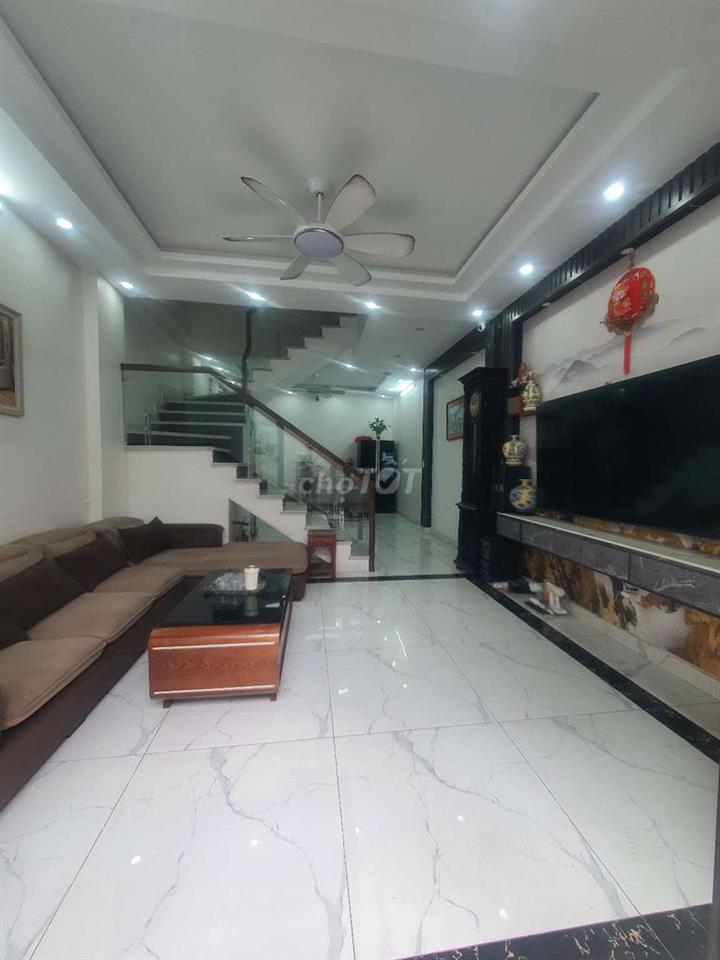vừa ở và cho thuê có dòng tiền tốt