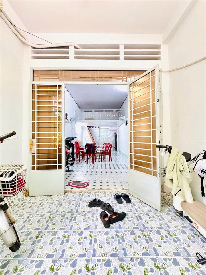 HIẾM! Chính chủ bán gấp nhà Q3 hẻm xe hơi tránh- 52,2m chỉ 7,8 tỷ TL