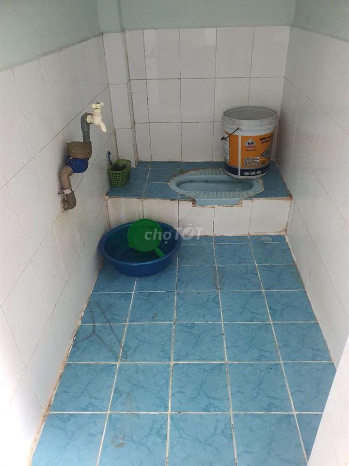 phòng trọ 12m vuông cách chợ bình triệu 200 mét