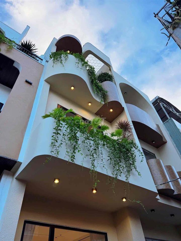 🔥NHÀ ĐẸP 3 TẦNG 3 MÊ KIỆT 3M CÙ CHÍNH LAN FULLNT