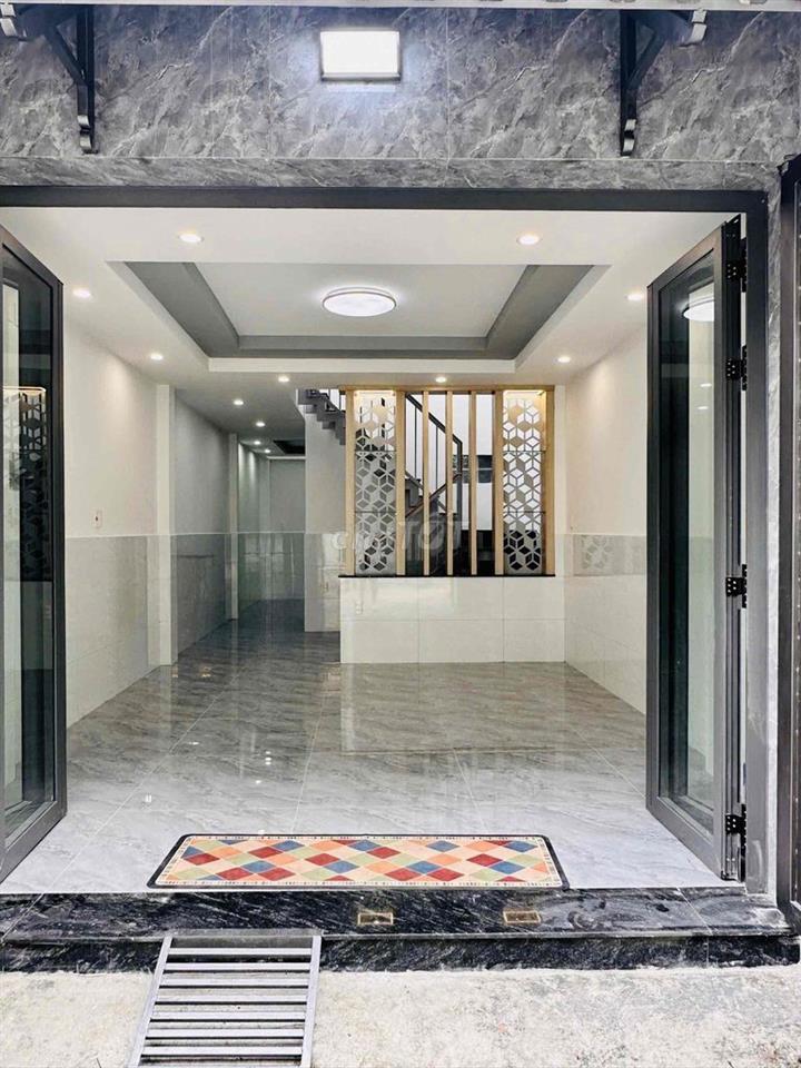 Nhà Chính Chủ mới 💯 % ✅Sổ giấy tờ đầy đủ    ✅DT : 4*12( nở hậu )- 1 Lầ