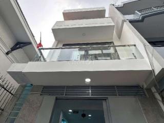 NHÀ HIẾM NGAY MẶT TIỀN TRẦN NÃO 
