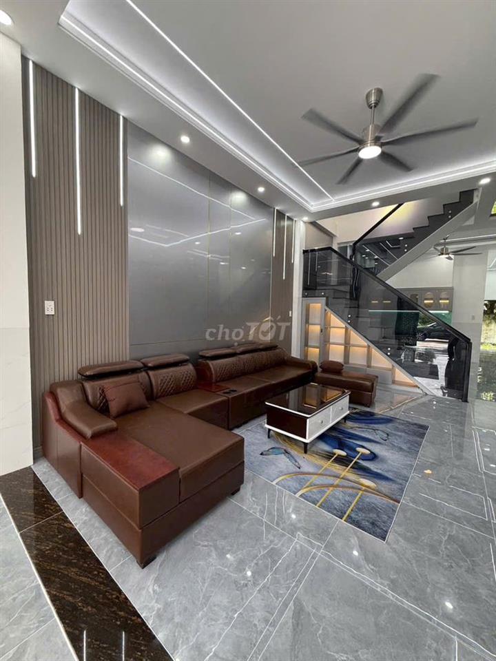 NHÀ 100m² - 2 TỶ 600 - FULL nội thất , MỚI HOÀN TOÀN DỌN VÀO Ở NGAY