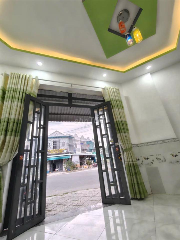 NHÀ 40M2 BÁN GẤP 650TR NGÂY CHỢ NHỊ XUÂN, XTS, HM
