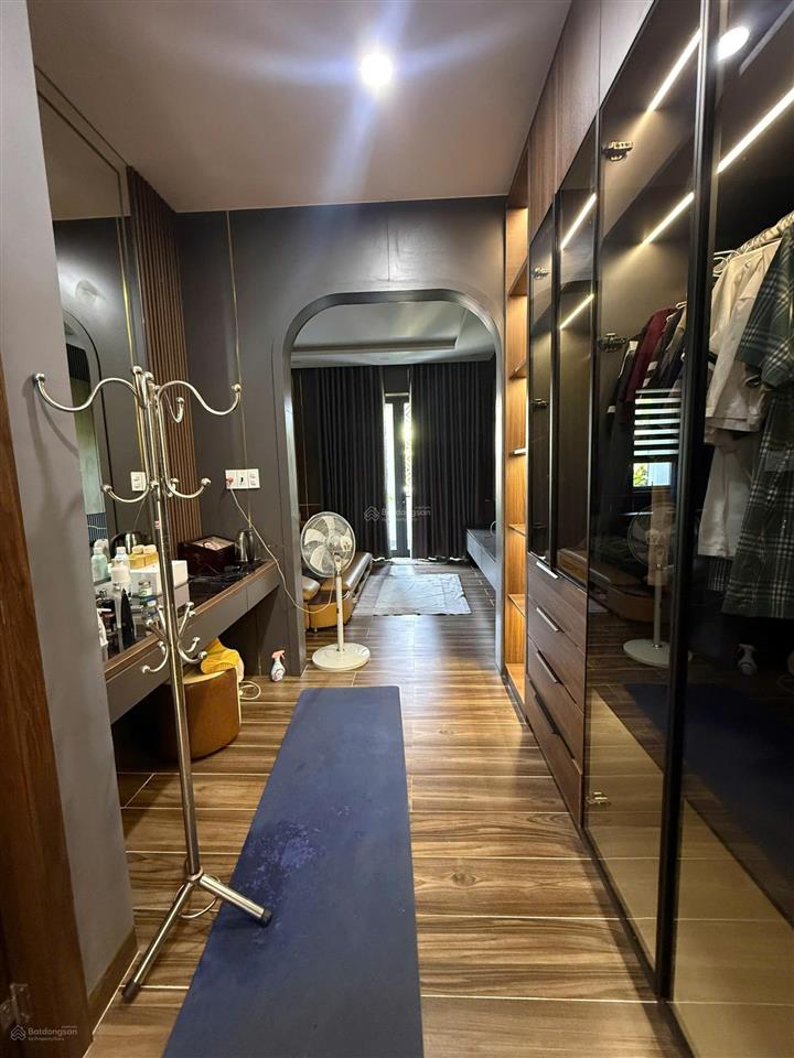 Bán nhà 3 tầng cao cấp 100m2 nguyễn sắc kim full nội thất, xách vali vào ở ngay giá tốt chỉ 9,5 tỷ
