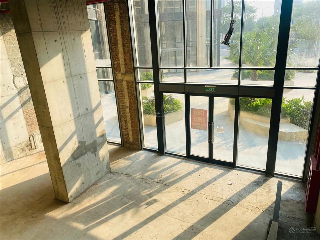 Thuê mặt bằng 400m² khối đế panorama chỉ 60 triệu/tháng