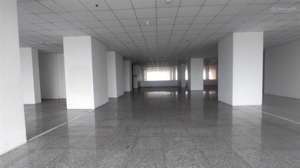 Cho thuê mặt bằng  văn phòng chung cư hagl