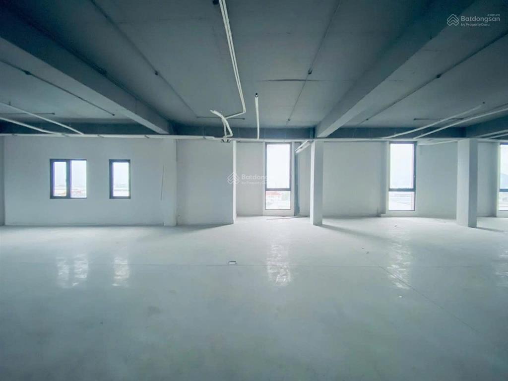 Cho thuê mặt bằng sàn lớn 200m², phù hợp kinh doanh & văn phòng đại diện