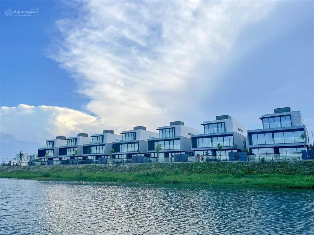 Bán biệt thự regal one river view trực diện sông cổ cò giá tốt chính chủ  toàn huy hoàng