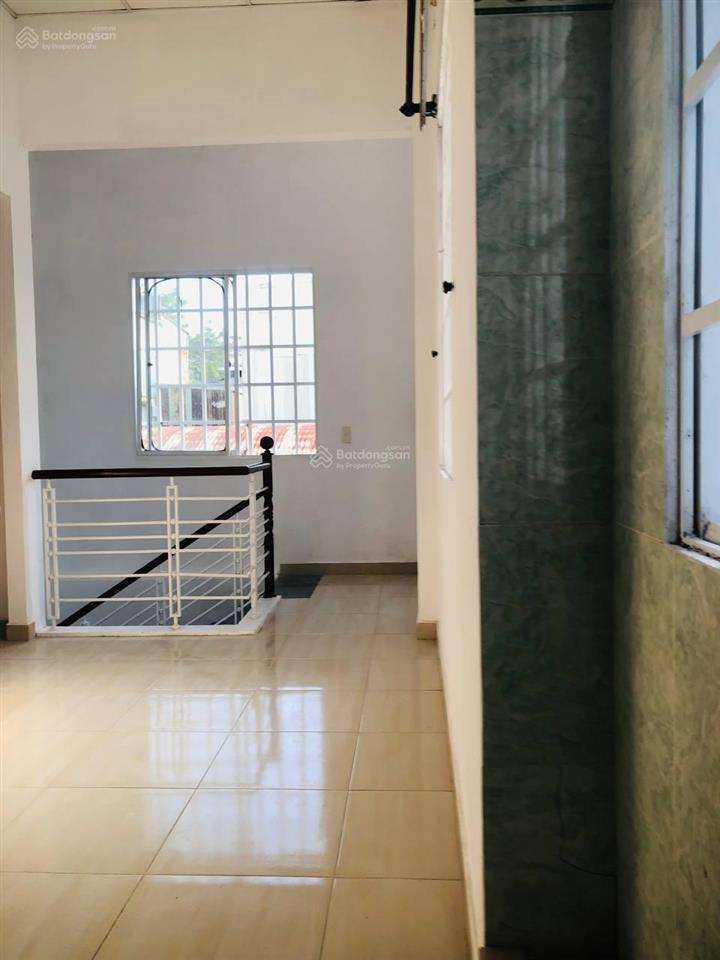 Cho thuê nhà 3 tầng, 3pn + 4wc kiệt xe máy đường yên bái ngay đường chính, hải châu