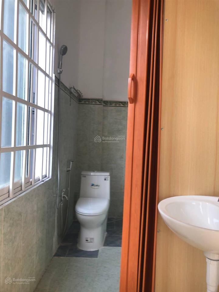 Cho thuê nhà 3 tầng, 3pn + 4wc kiệt xe máy đường yên bái ngay đường chính, hải châu
