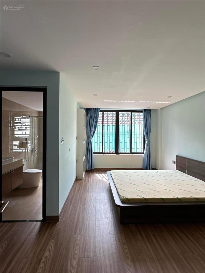 Bán nhà 2 mặt tiền đường đống đa, ngang 8m