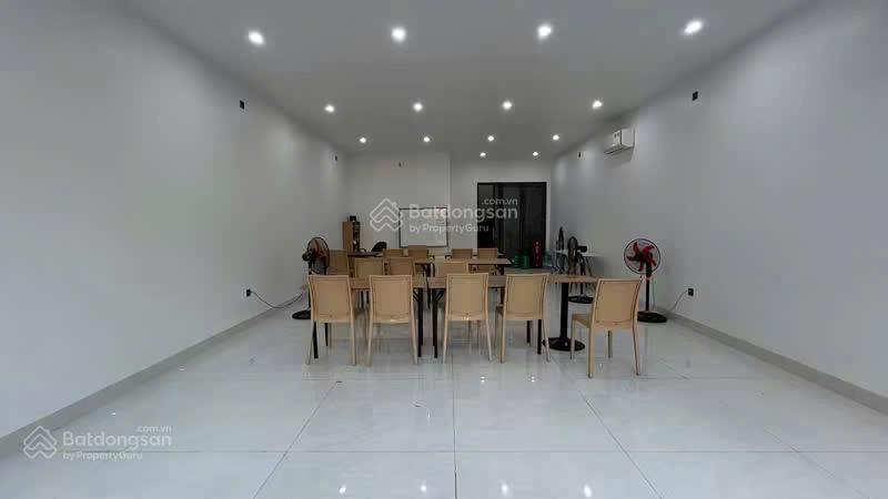 Cho thuê nhà mặt phố tại đường trần bạch đằng, 65 triệu, 70 m2, giá tốt