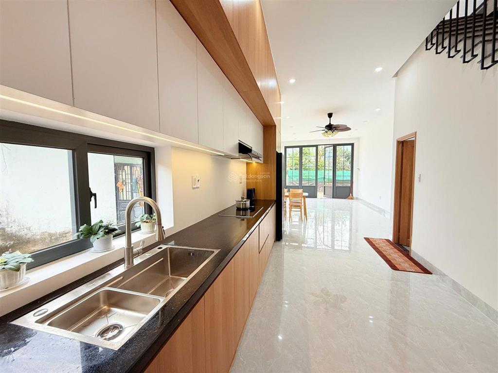 Nhà 2 tầng 2 mặt kiệt ô tô đậu đỗ 24/7 nam cao  phường hoà khánh