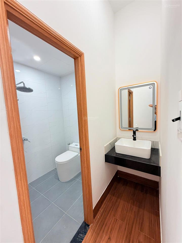 Nhà 2 tầng 2 mặt kiệt ô tô đậu đỗ 24/7 nam cao  phường hoà khánh