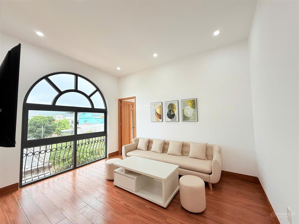 Nhà 2 tầng 2 mặt kiệt ô tô đậu đỗ 24/7 nam cao  phường hoà khánh
